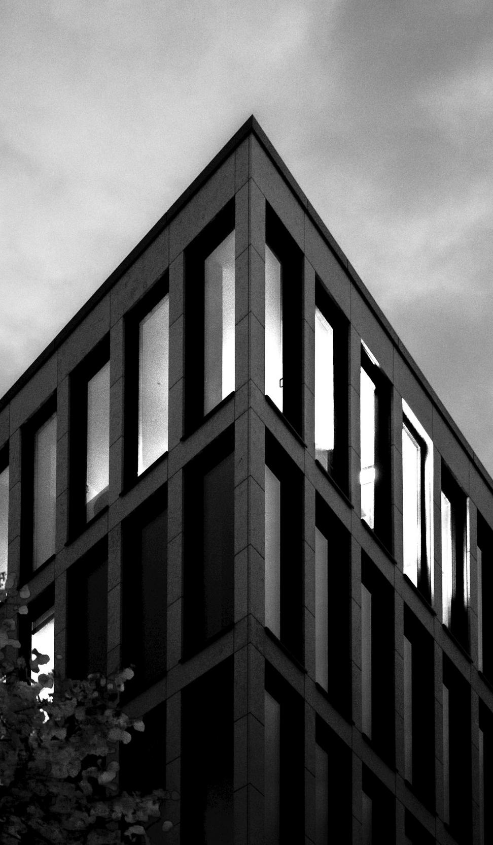 Crystal Flare Quion Architecture